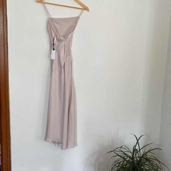 ASTR the Label Gaia Dress - Picture 4 of 4